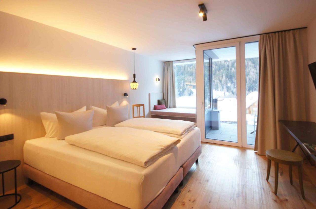 Hotel Die Arlbergerin -New- All-In Super Flex Rate (Adults Only) Sankt Anton am Arlberg Exterior photo