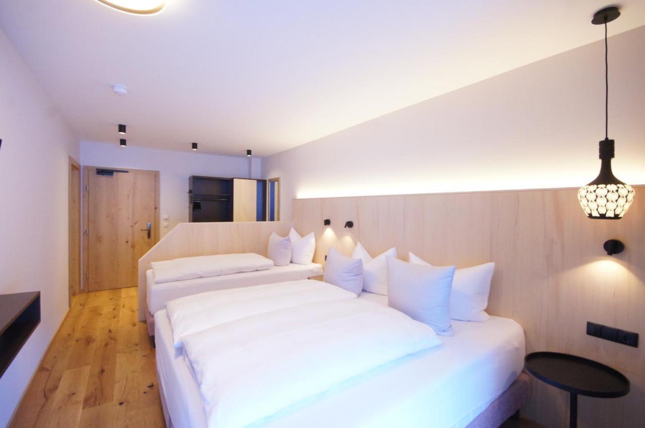 Hotel Die Arlbergerin -New- All-In Super Flex Rate (Adults Only) Sankt Anton am Arlberg Exterior photo