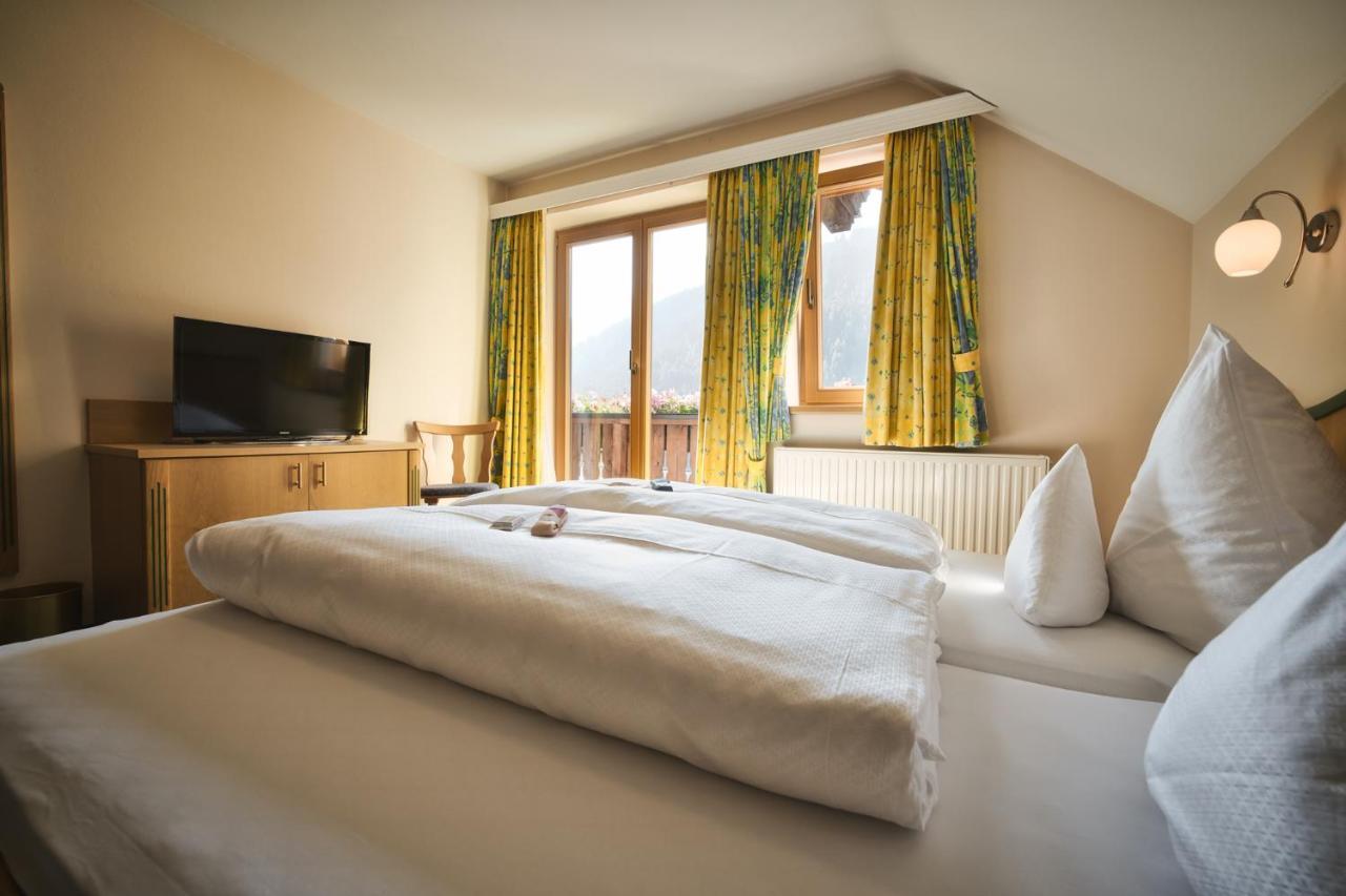 Hotel Die Arlbergerin -New- All-In Super Flex Rate (Adults Only) Sankt Anton am Arlberg Exterior photo